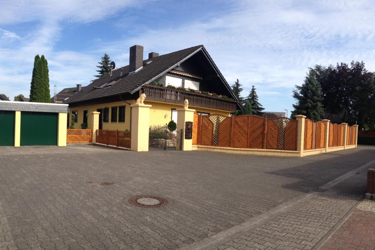 בינגן אם ריין Helle Fewo, 60 Qm, Souterrain, Eigener Eingang, Rhein Und Nahe מראה חיצוני תמונה